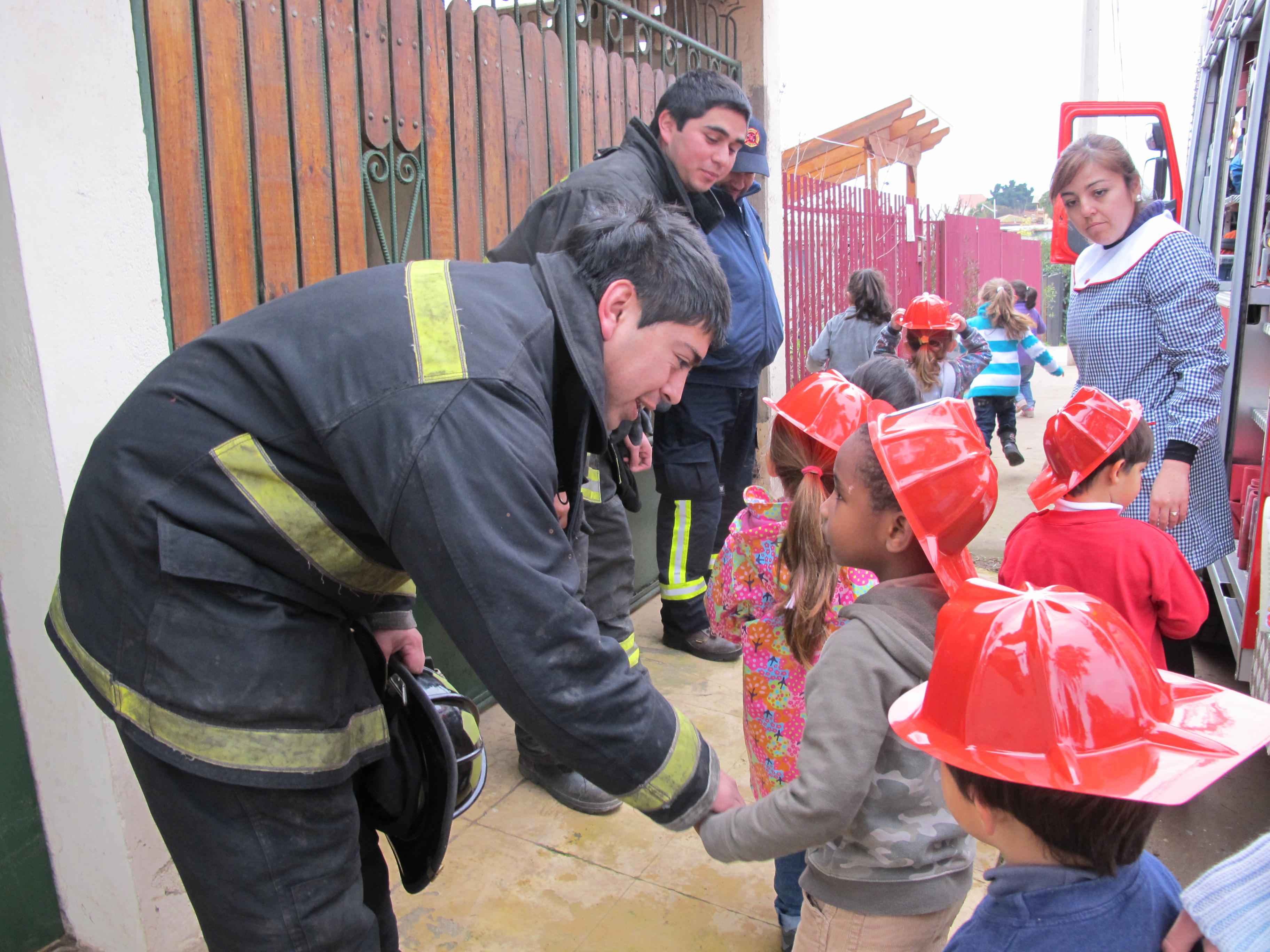 Sexta Compañía Visitó Jardín Infantil Y Sala Cuna De Concón – Cuerpo De 